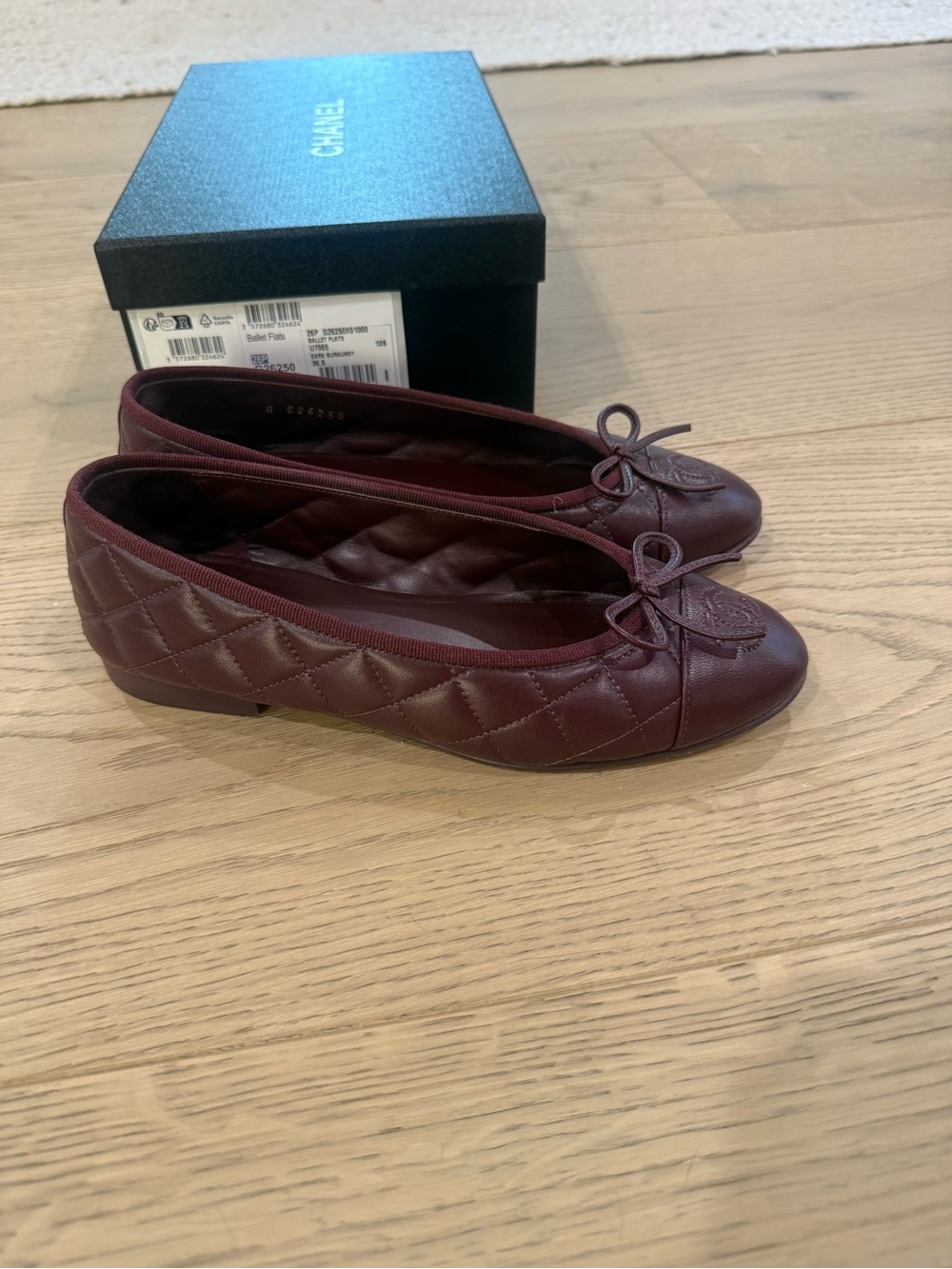 CHANEL Burgundy Quilted CC Bow Ballet Flats - Picture 2 of 7
